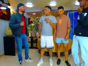 Yaya--728 – webcam model profile photo Image 10