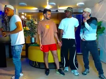 Yaya--728 – webcam model profile photo Image 14