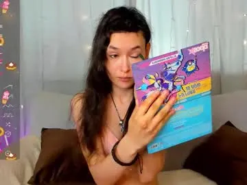 Yaya--728 – webcam model profile photo Image 3