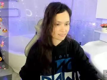 Yaya--728 – webcam model profile photo Image 5