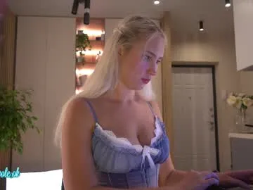 alana15 – webcam model profile photo Image 18