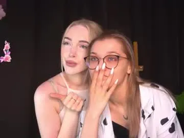 May-Squirt – webcam model profile photo Image 12