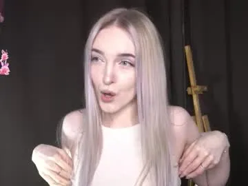 May-Squirt – webcam model profile photo Image 13