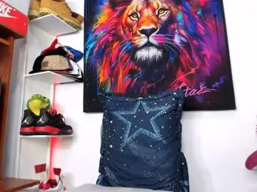 Benson18y – webcam model profile photo Image 7