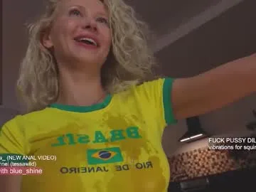 Cute-Simmi69 – webcam model profile photo Image 2