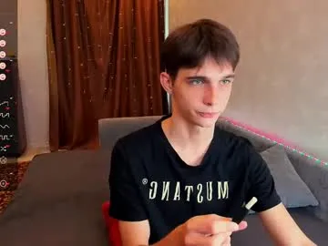 i_n_d_i_c_a – webcam model profile photo Image 3