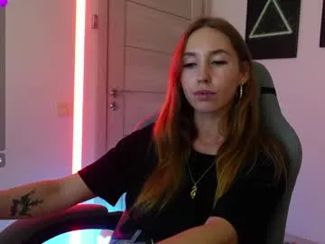 PumaShyXD – webcam model profile photo Image 10