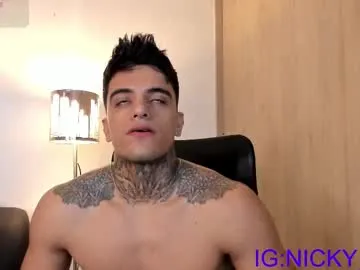 i_n_d_i_c_a – webcam model profile photo Image 16