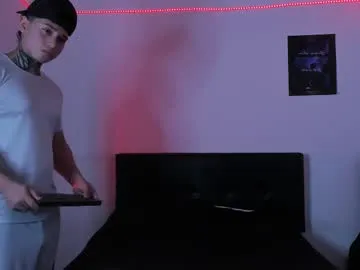 steveen_1604 – webcam model profile photo Image 2