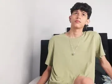 cutieeeeva – webcam model profile photo Image 2