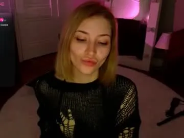 nayomi_34f – webcam model profile photo Image 9