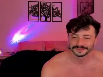 onlykira – webcam model profile photo Image 13