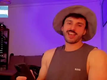 onlykira – webcam model profile photo Image 9