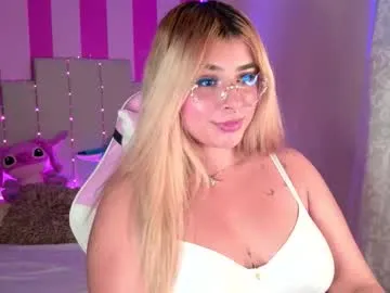 Sandhya_77 – webcam model profile photo Image 3