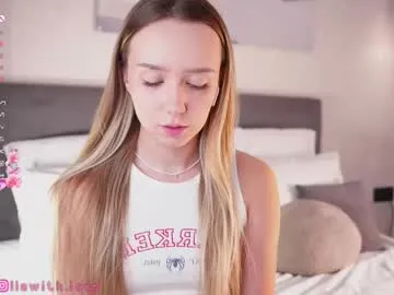 Runarunapi – webcam model profile photo Image 9