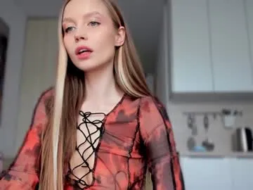 uwunikaa – webcam model profile photo Image 4