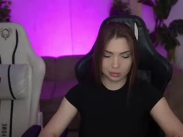 ___Nessa – webcam model profile photo Image 17