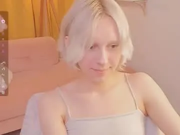 Yui-Ch – webcam model profile photo Image 14