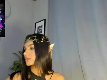 Runarunapi – webcam model profile photo Image 18