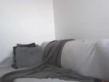 PumaShyXD – webcam model profile photo Image 4