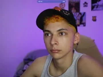 PumaShyXD – webcam model profile photo Image 17