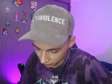 PumaShyXD – webcam model profile photo Image 5