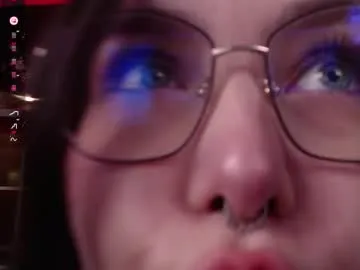 bunnyblondy – webcam model profile photo Image 10