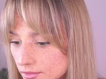 mon1_day – webcam model profile photo Image 14