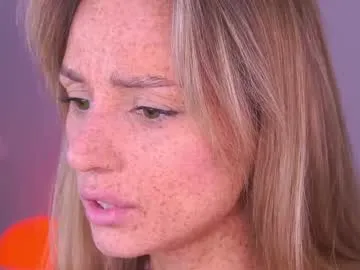 mon1_day – webcam model profile photo Image 17