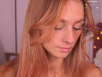 mon1_day – webcam model profile photo Image 4