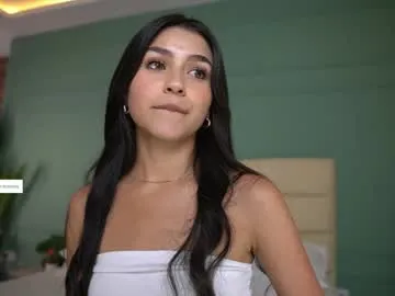 mia_dynasty – webcam model profile photo Image 2