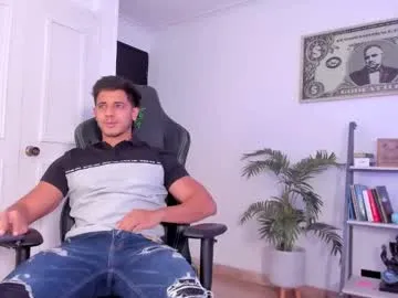 Yaya--728 – webcam model profile photo Image 16