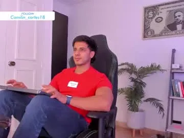 Yaya--728 – webcam model profile photo Image 18