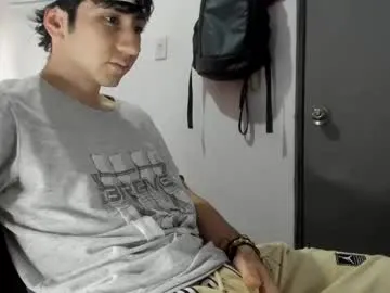 yournewfavourite – webcam model profile photo Image 13