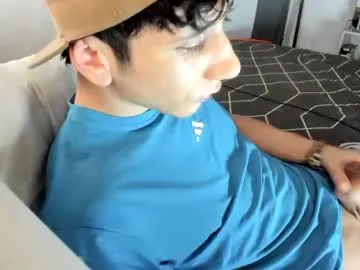 yournewfavourite – webcam model profile photo Image 17