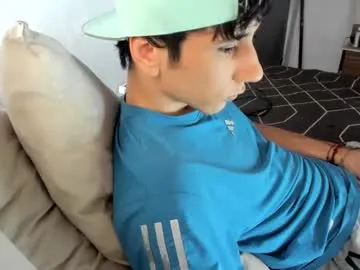 yournewfavourite – webcam model profile photo Image 19