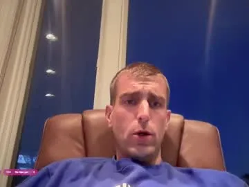 Runarunapi – webcam model profile photo Image 2