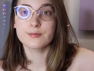 namicute – webcam model profile photo Image 16