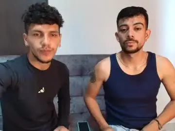 mia_dynasty – webcam model profile photo Image 2