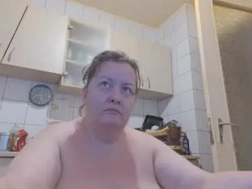 PumaShyXD – webcam model profile photo Image 5