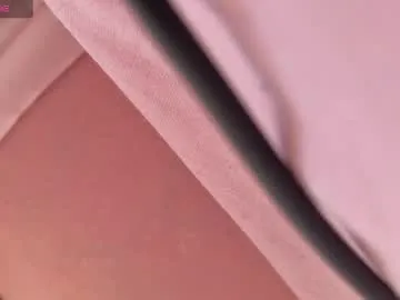 Yui-Ch – webcam model profile photo Image 6