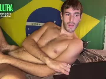 caylin – webcam model profile photo Image 12