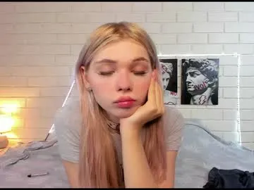 bunnyblondy – webcam model profile photo Image 2