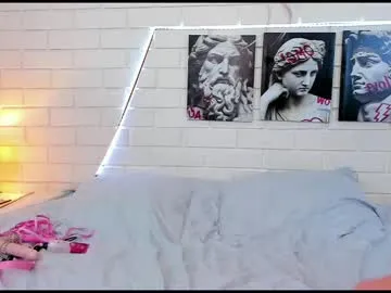 bunnyblondy – webcam model profile photo Image 6