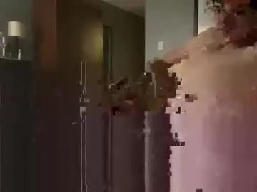 mrmeltyourheart – webcam model profile photo Image 11