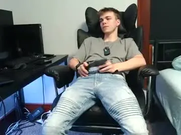 i_n_d_i_c_a – webcam model profile photo Image 3