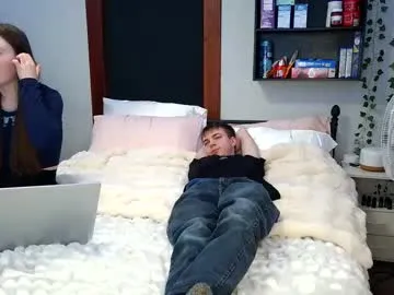 i_n_d_i_c_a – webcam model profile photo Image 9