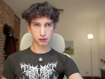 Yaya--728 – webcam model profile photo Image 16