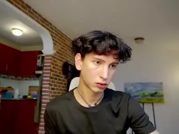 Yaya--728 – webcam model profile photo Image 17