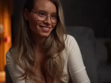 katt008 – webcam model profile photo Image 11